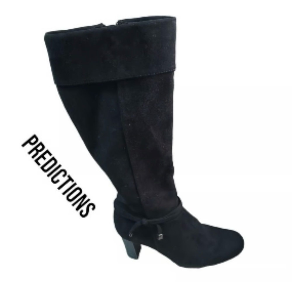 Prediction sz 7 knee high boots. EUC. Side zipper.